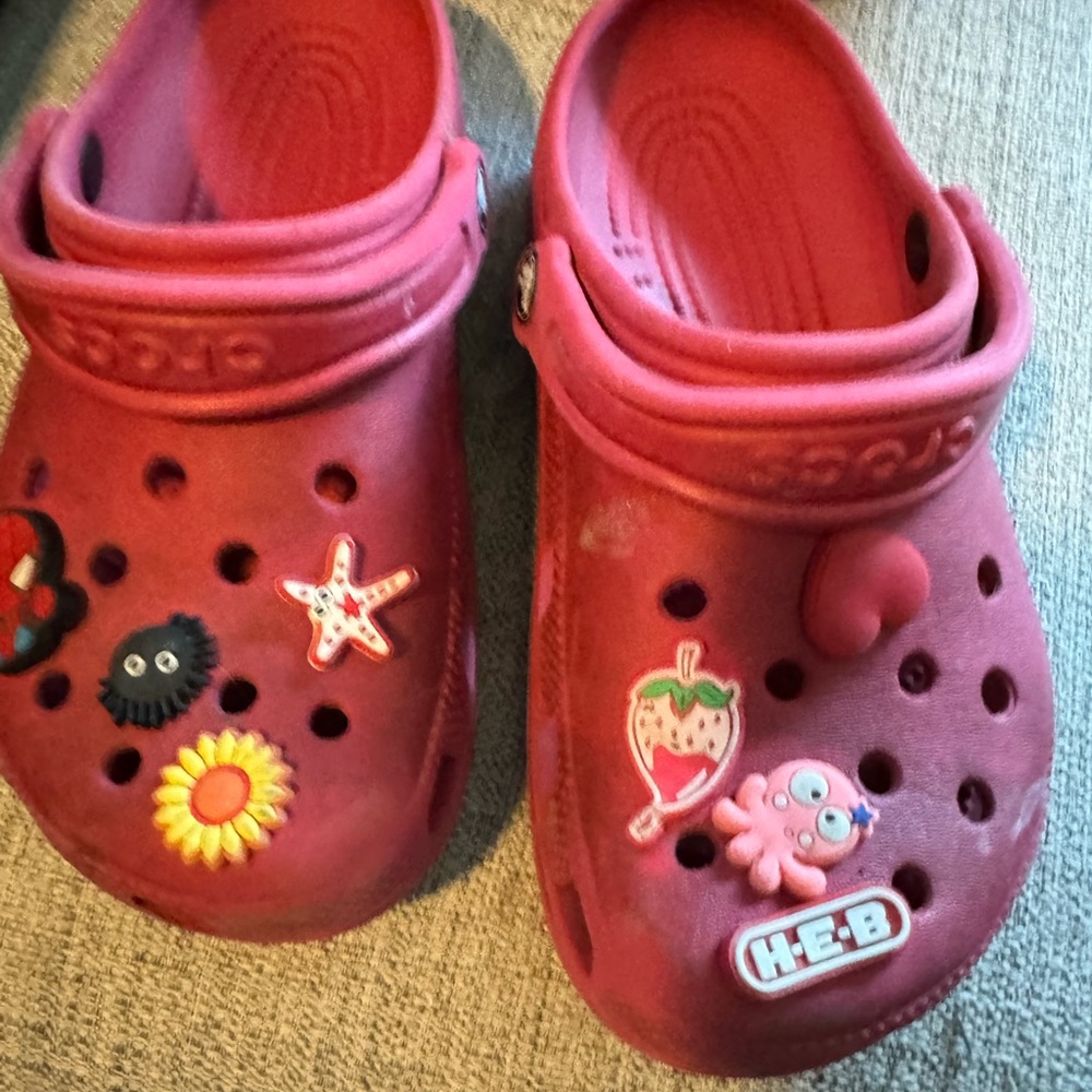 Red crocs
